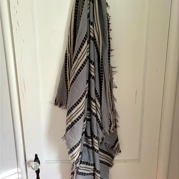 Aritzia Wilfred Scarf in grey and cream stripe. - Picture 3 of 3